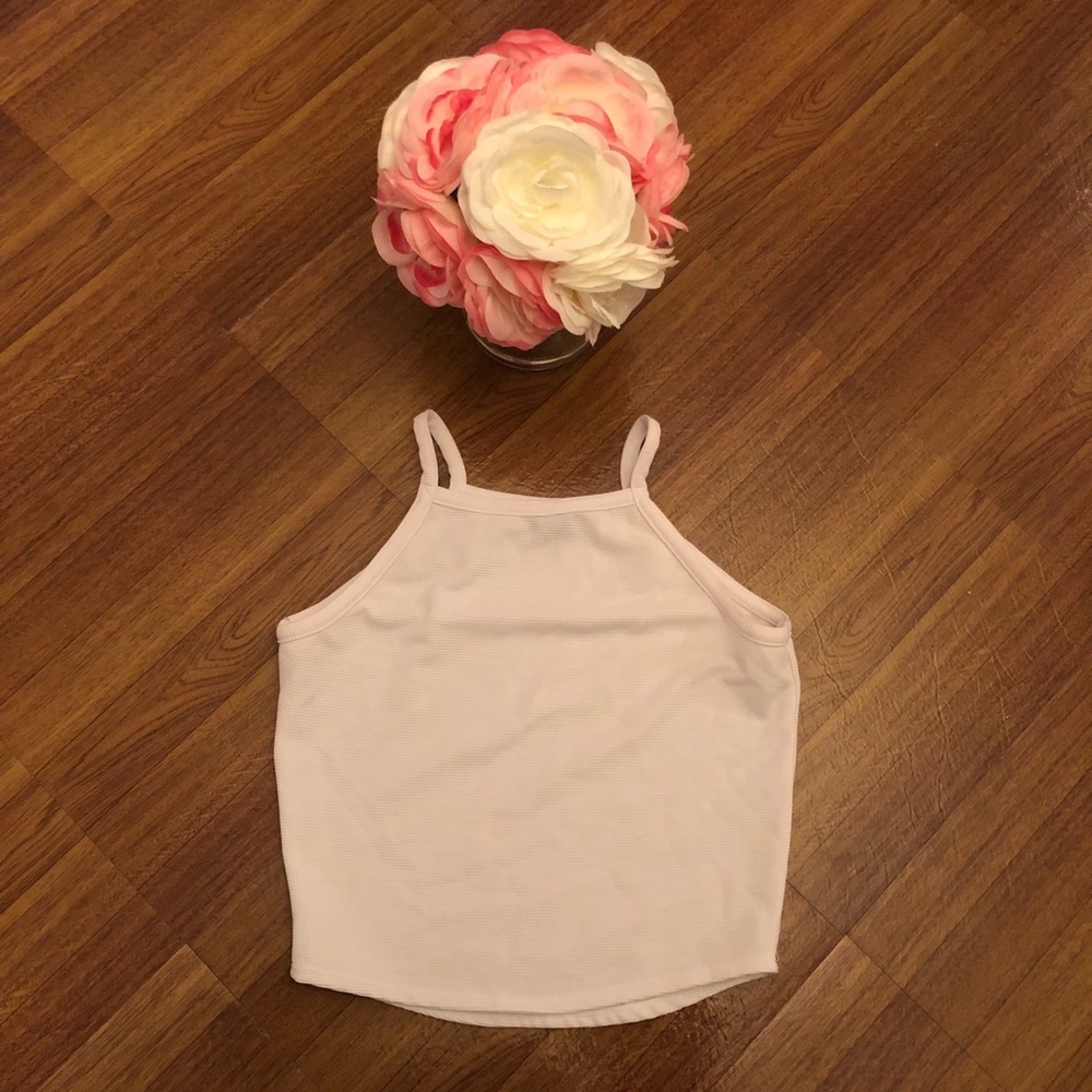 White crop top!